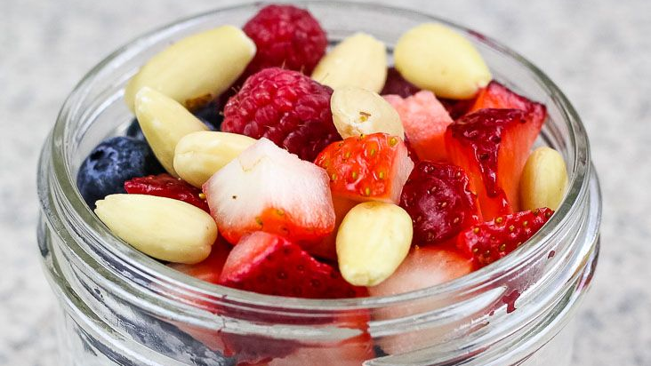 OVERNIGHT OATS (AVEIA DE GELADEIRA)