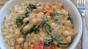 CURRY DE GRÃO-DE-BICO COM LEITE DE COCO