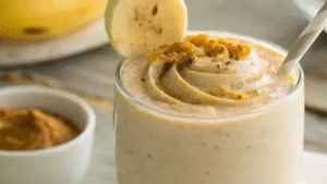 Leia mais sobre o artigo Smoothie de Banana e Pasta de Amendoim