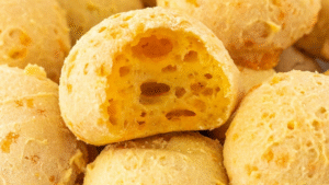 Leia mais sobre o artigo Pão de Queijo Fit com Batata-Doce
