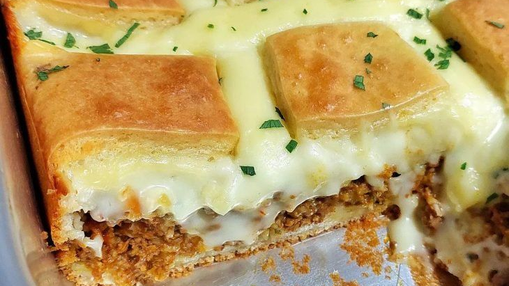 Torta de carne moída com legumes