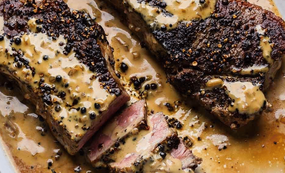 STEAK AU POIVRE (BIFE AO MOLHO DE PIMENTA)
