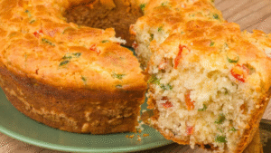 Leia mais sobre o artigo Bolo Salgado de Liquidificador