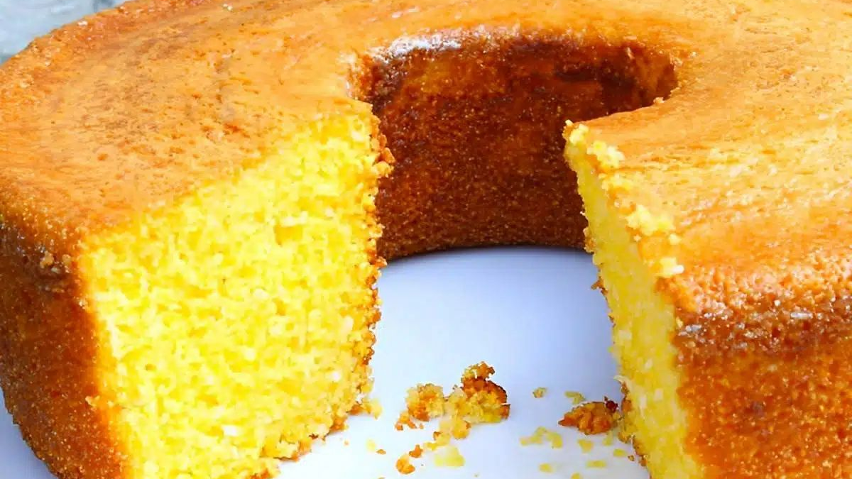 Bolo de flocão de milho sem glúten