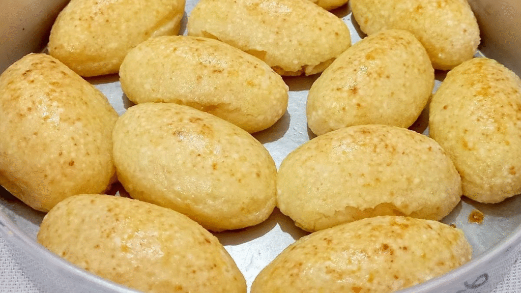 PÃOZINHO DE TAPIOCA FÁCIL E DELICIOSO PARA O CAFÉ DA MANHÃ
