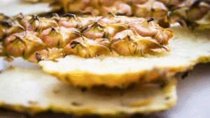 Leia mais sobre o artigo CHÁ DE CASCA DE ABACAXI