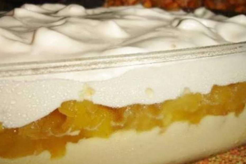 Sobremesa cremosa de abacaxi