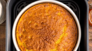 Leia mais sobre o artigo Bolo de cenoura na air fryer