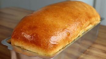 Leia mais sobre o artigo Pão Caseiro Fofinho e Fácil de Fazer