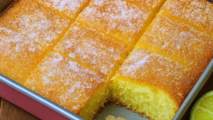 Leia mais sobre o artigo Bolo de Limão Fofinho e Muito Aromático