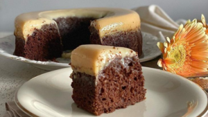 Leia mais sobre o artigo Bolo de Chocolate com Leite Condensado